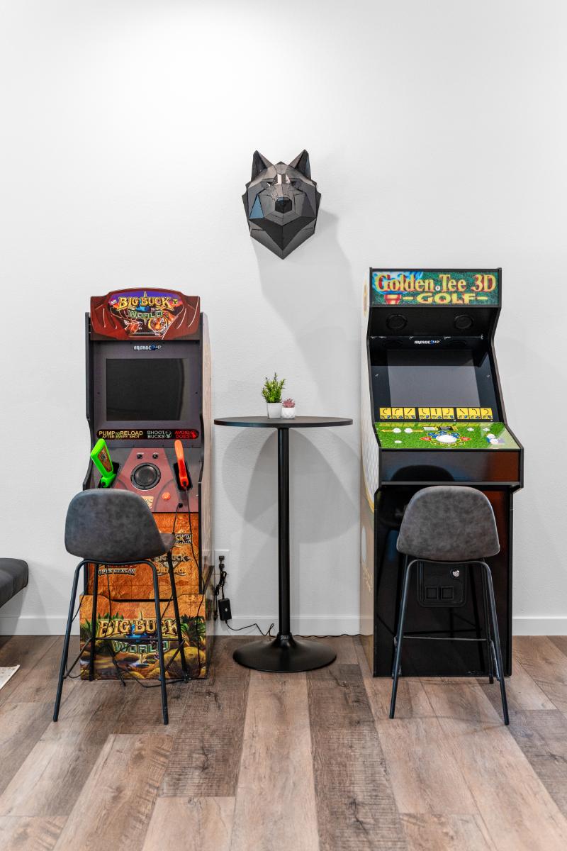 Game on! Challenge your crew to Golden Tee or Big Buck Hunter showdowns.