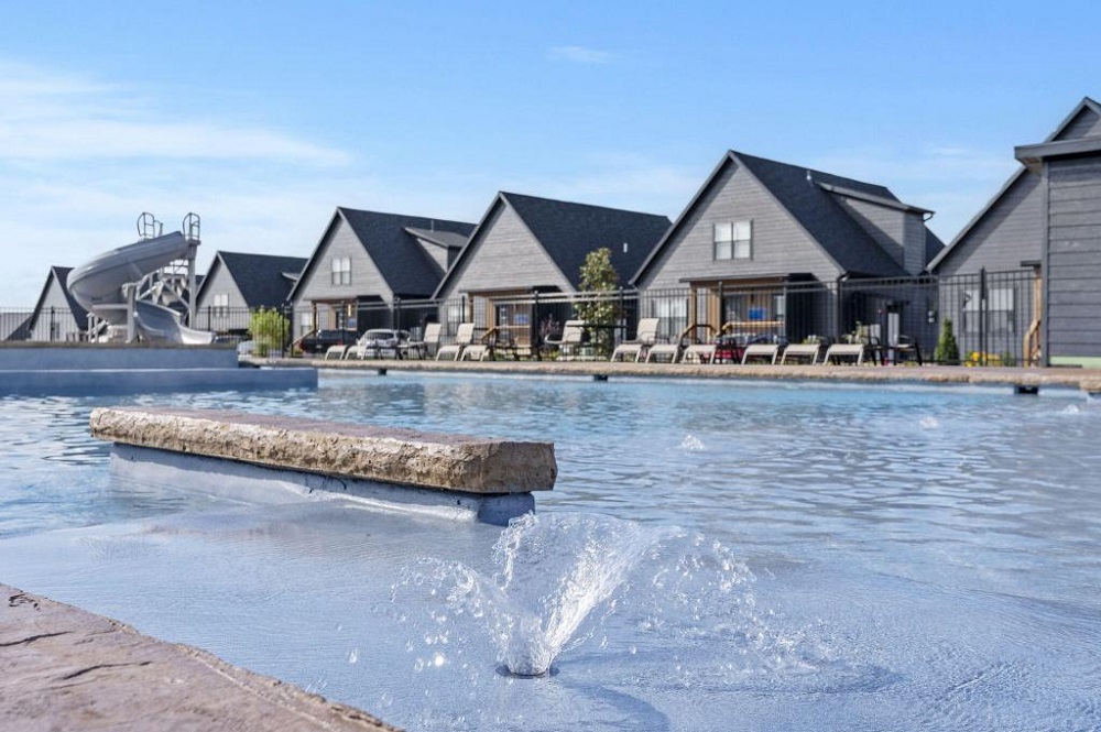 Fountains, slides, and smiles—this pool brings the fun for kids and grown-ups alike!