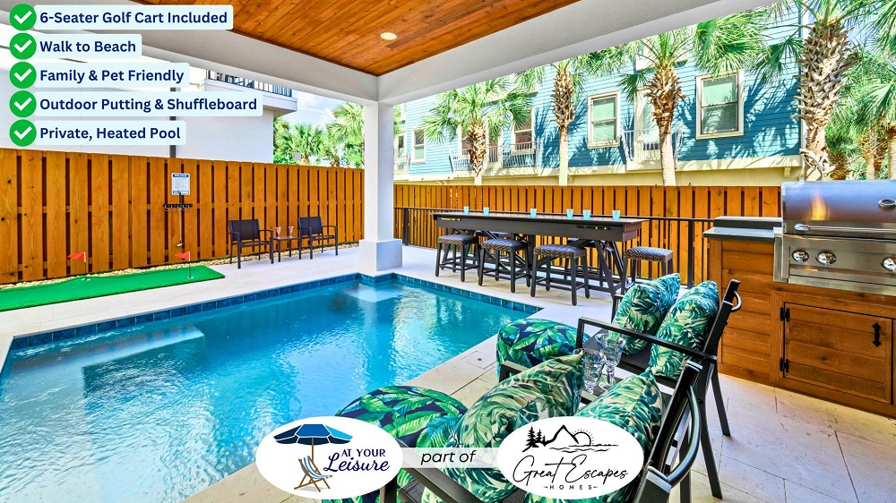 From pool time to putting practice, this backyard has it all—perfect for making sunny Destin memories!