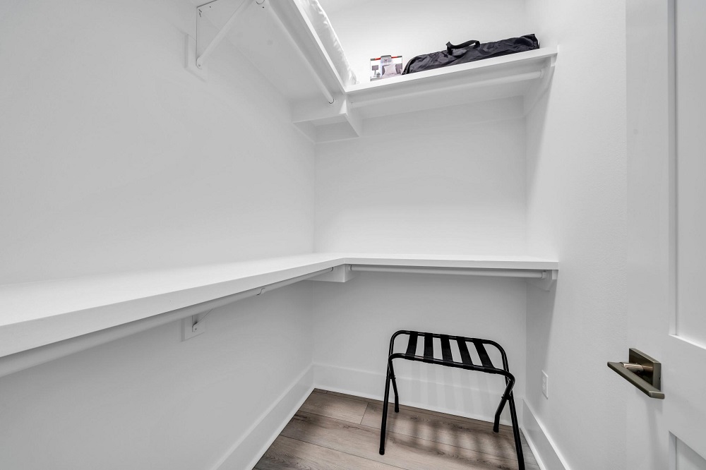 Perfect setup for parents—let baby snooze soundly in the walk-in closet, complete with blackout space and soothing white noise.