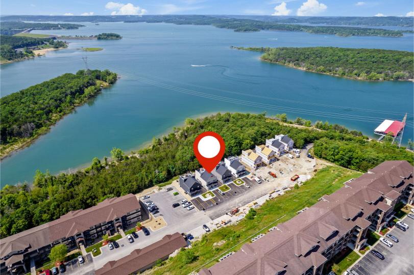 Splash, play, and explore! Big Dipper offers lake access and all the resort extras—from pools to playgrounds and more.