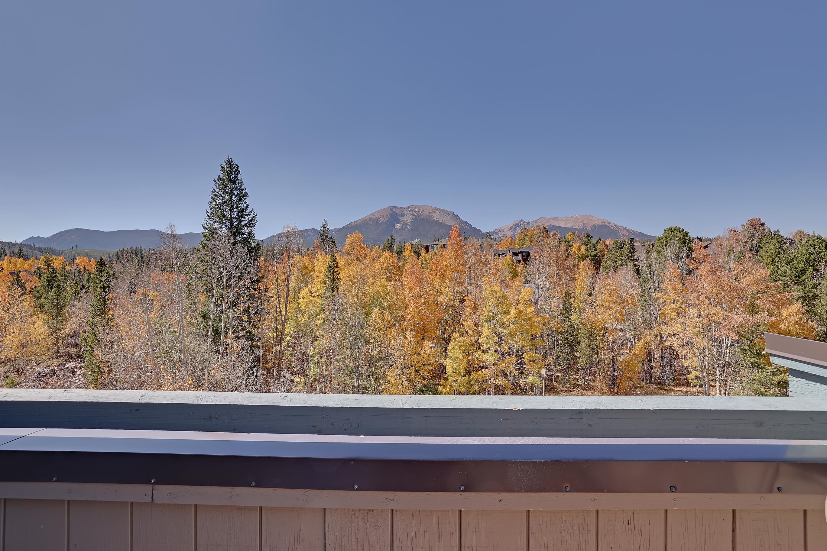Keep your eyes out for the incredible wildlife and enjoy every season surrounded by aspens and mountain pines.