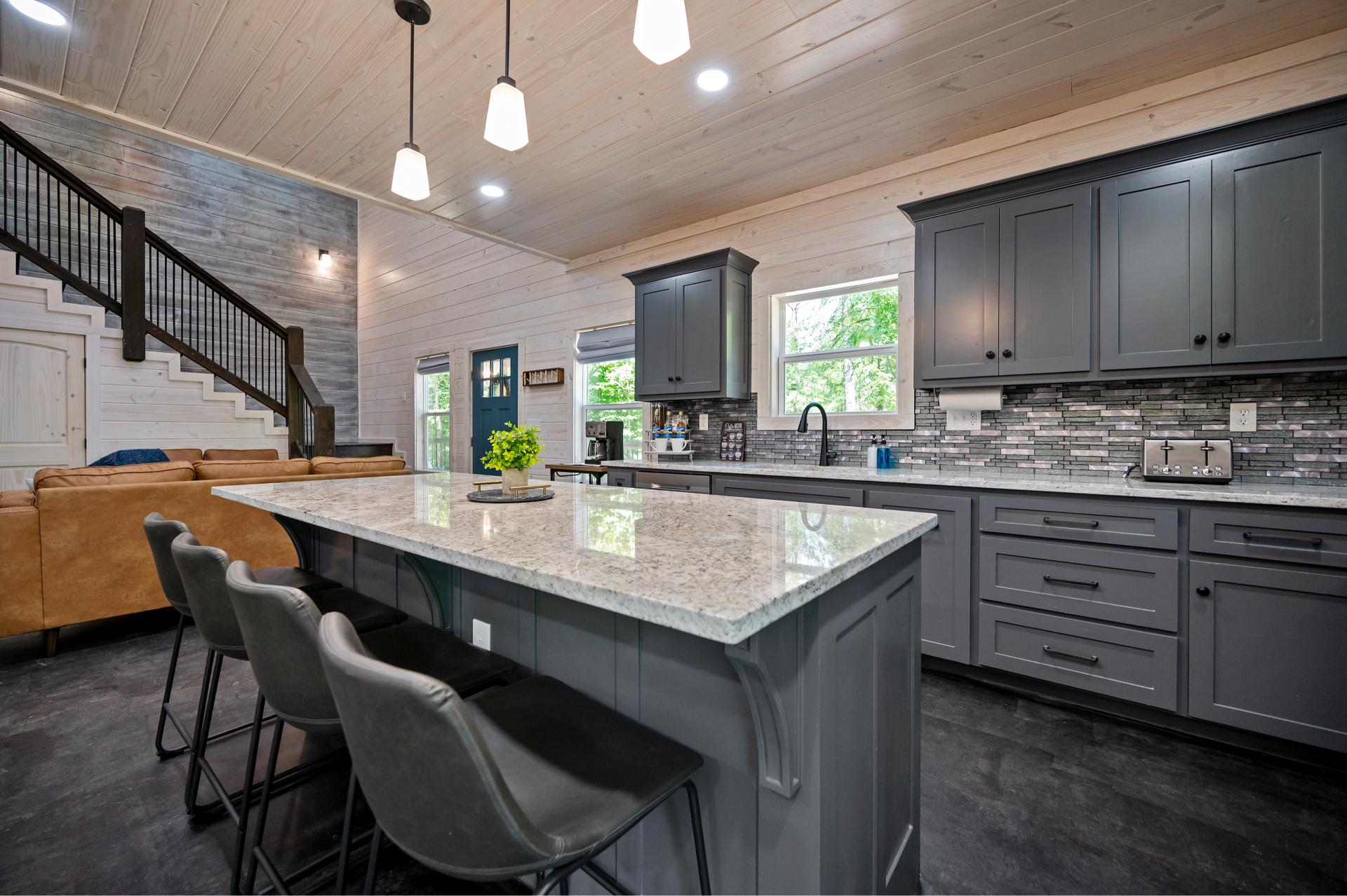 Big island, big memories—this kitchen is made for morning pancakes, evening snacks, and everything in between.