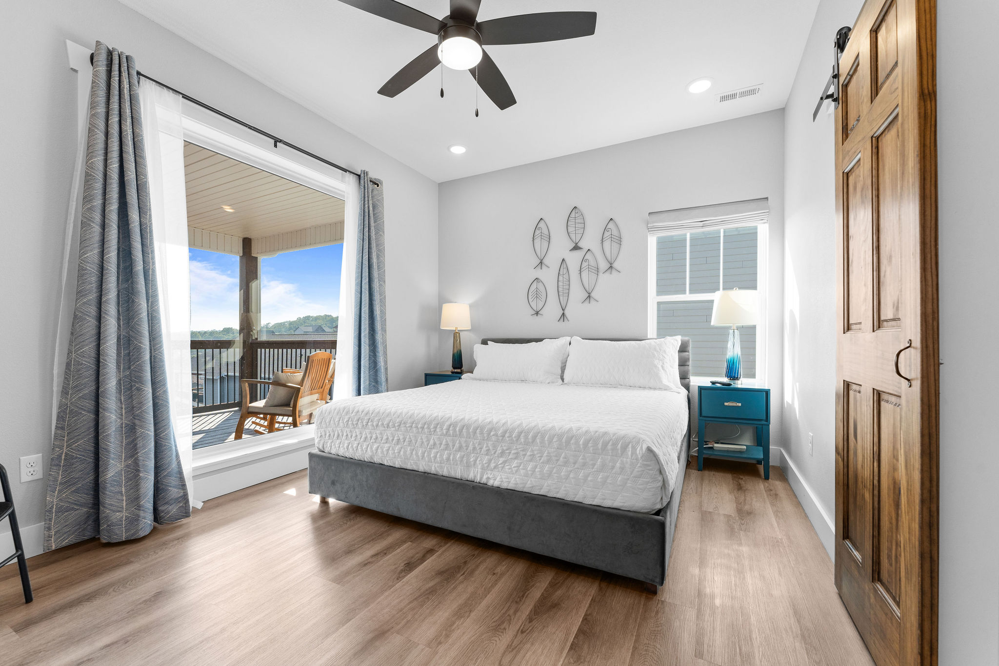 Wake up to lake views in this dreamy king suite with a private bathroom!