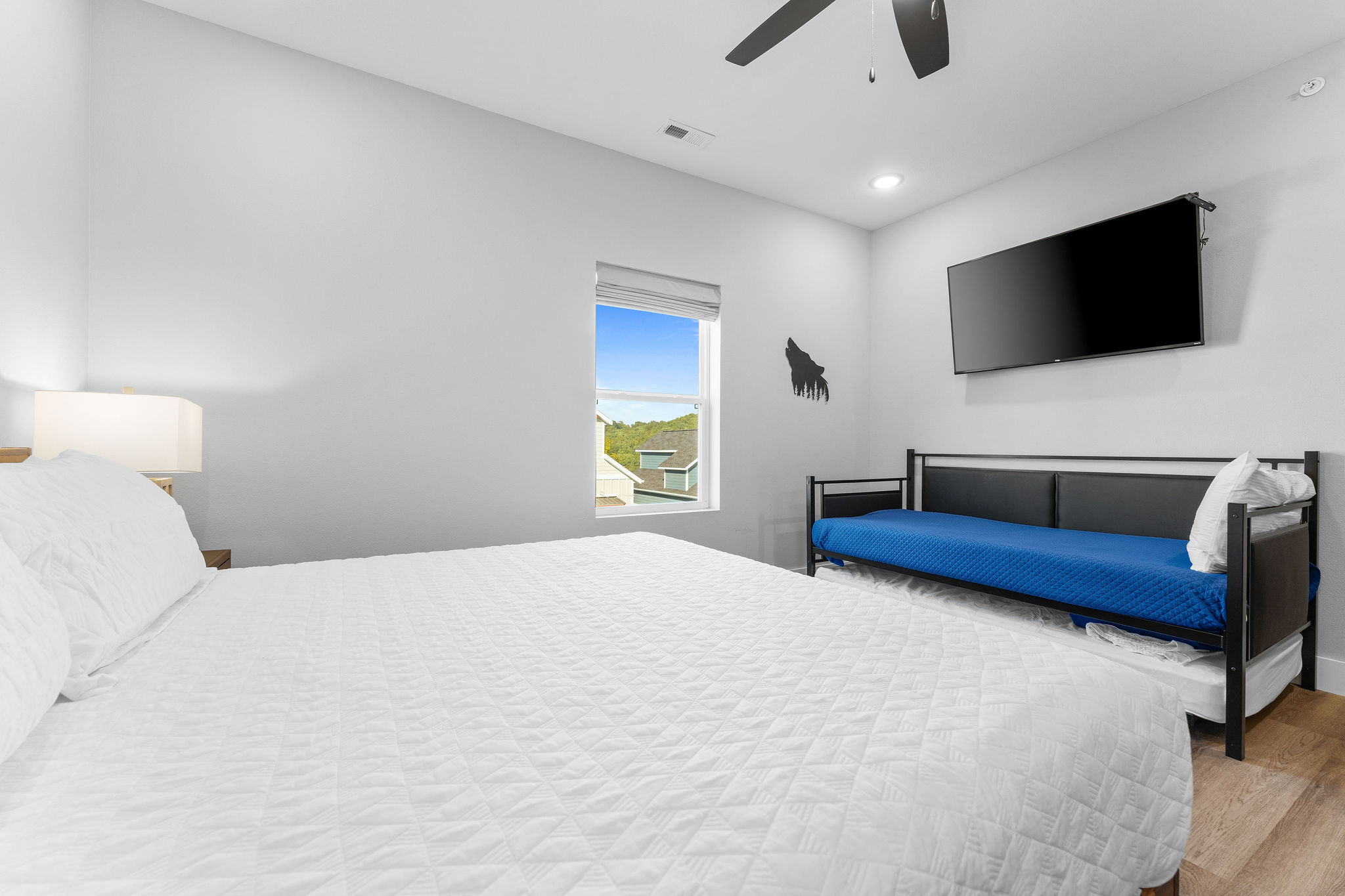 Room for the whole crew! King bed, trundle, and ensuite make this suite perfect.