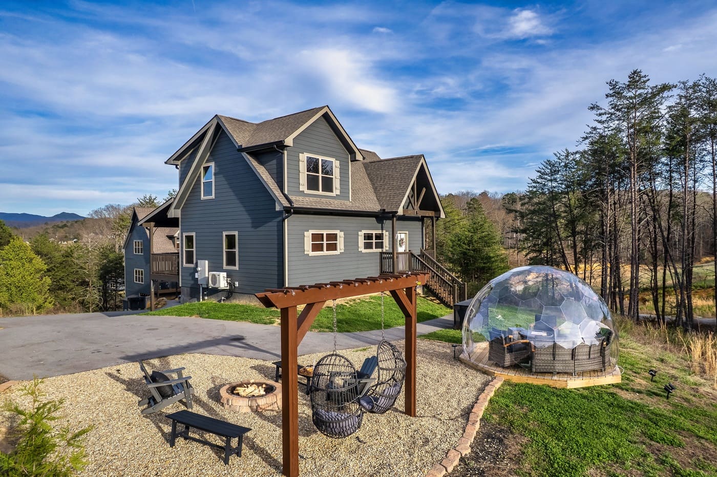 Roast marshmallows by the fire or head into the Hypedome for games. Everything you need is just steps away.