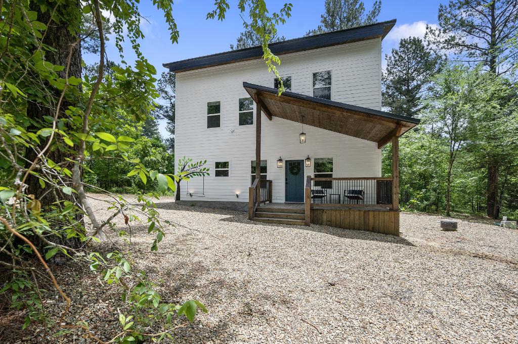 Tucked among the trees, Branching Out offers a cozy forest setting with plenty of space to connect and unwind.