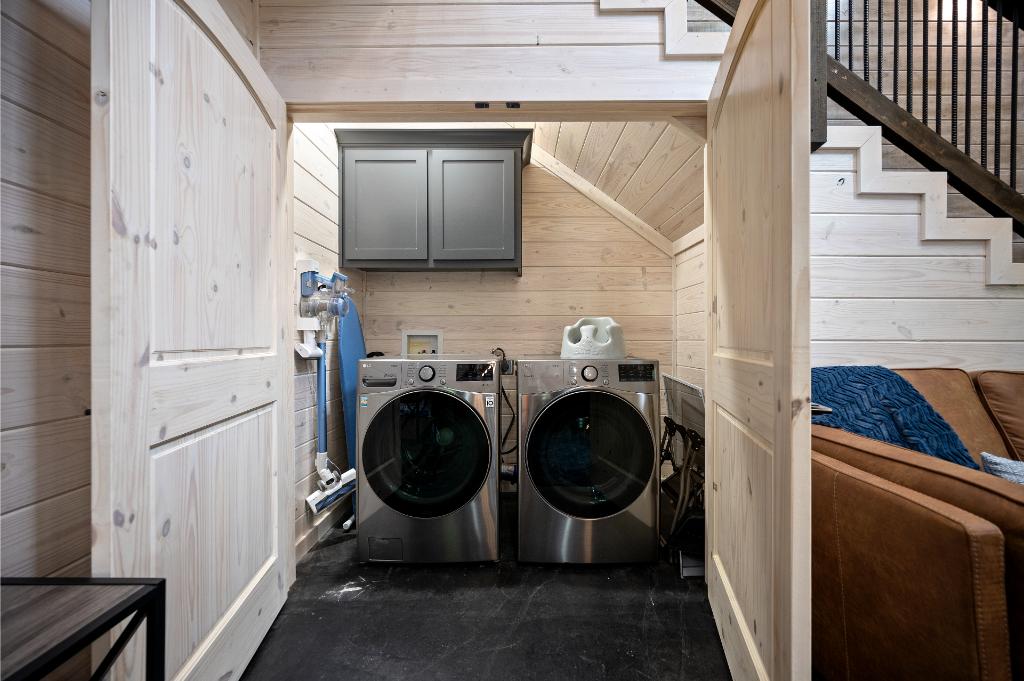 In-cabin laundry with washer, dryer, and family-friendly amenities.