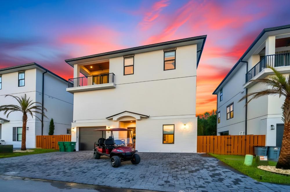 At Your Leisure is a luxury home just a short walk to the beach. Every stay includes a 6-seater golf cart (LSV) for use throughout your vacation. Just a few minutes from beautiful Seaside, Alys Beach, and Rosemary Beach!