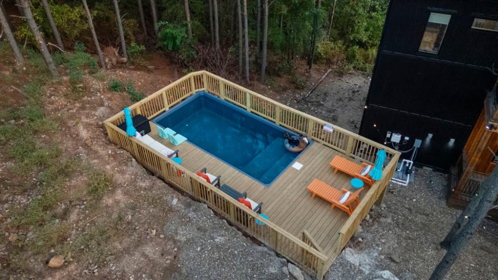 Outdoor container pool for you and your family!
