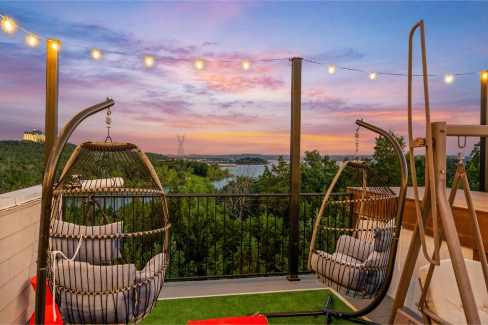 Take in sweeping views of Table Rock Lake from the rooftop deck, perfect for relaxing any time of day.