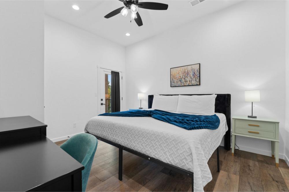 Wake up to sunlight and step straight onto your private balcony. This king suite pairs comfort with some of the best lake views in the house.