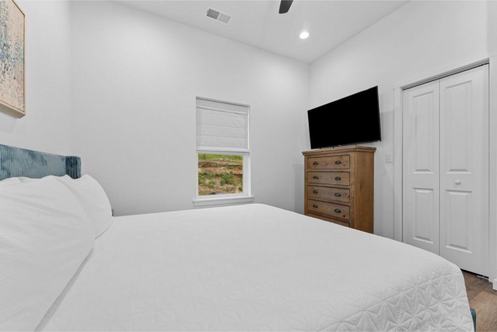 Unpack, settle in, and stream your favorite shows with ease. This king room blends comfort, convenience, and a little extra space to make it feel like home.