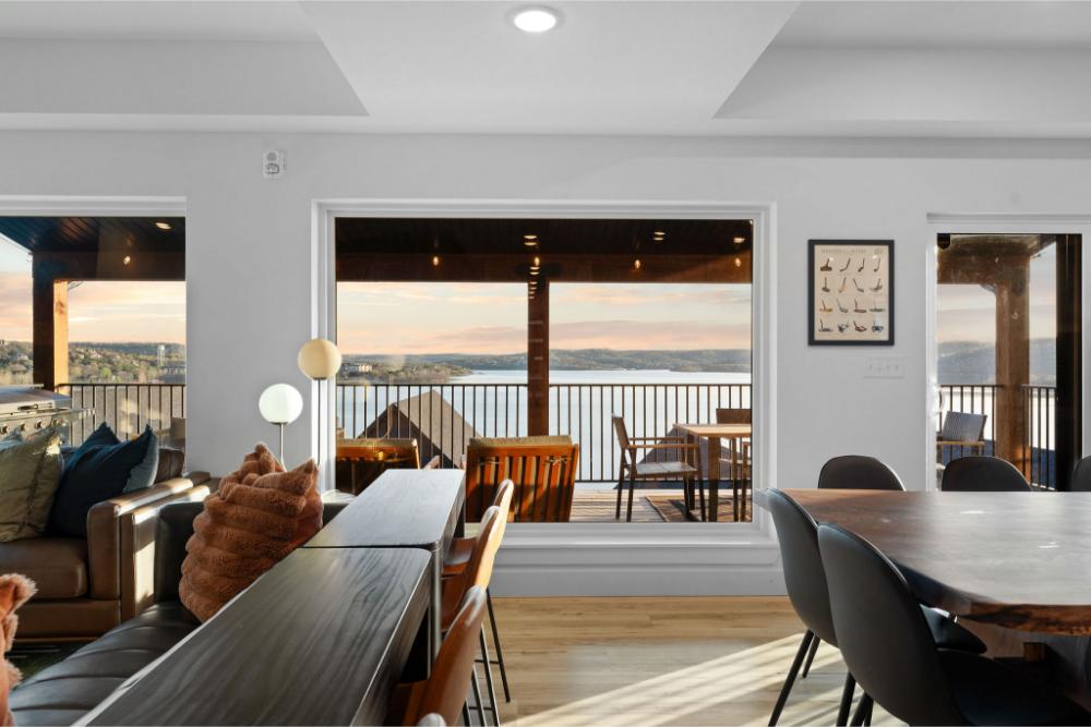 Take in stunning sunsets and scenic Table Rock Lake views from both the living room and kitchen.