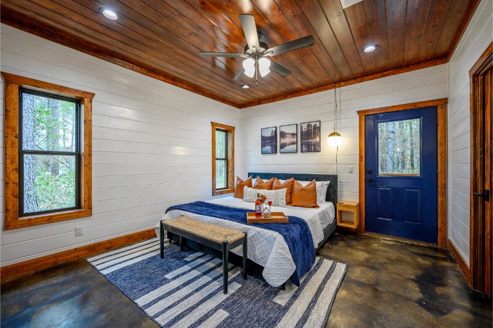 Sleep peacefully in the master suite—your own private space with an ensuite just steps away. 