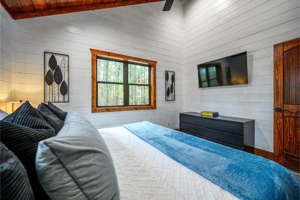 Rest easy—every room has cozy memory foam beds, a Smart TV, and space to settle in 