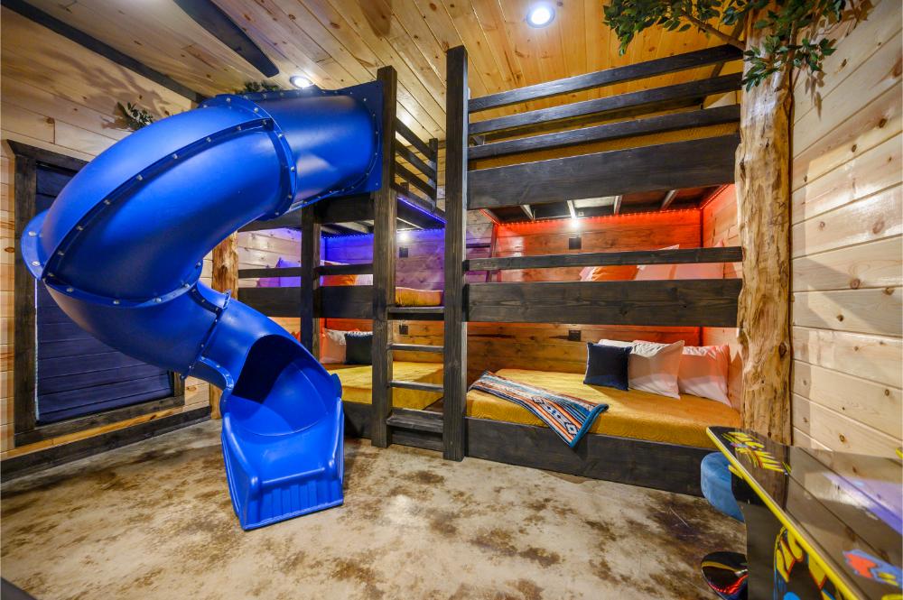 The bunk room is a total hit—Pacman, color-changing lights, and cozy bunks for everyone! 