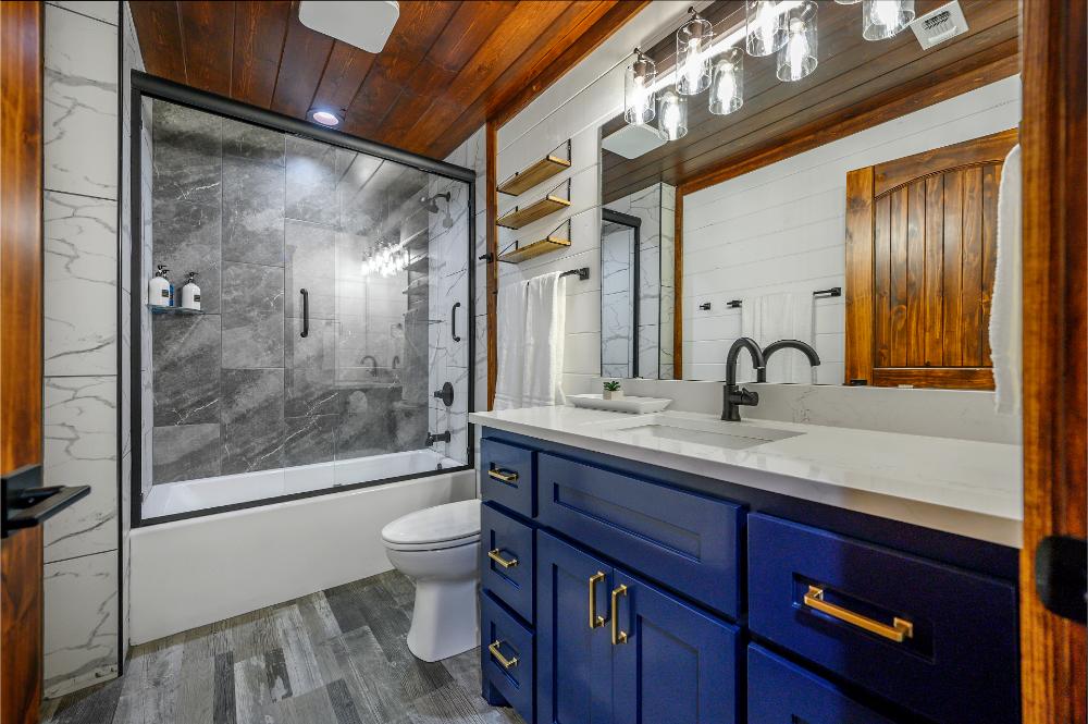 A practical space that makes getting ready easy for everyone.