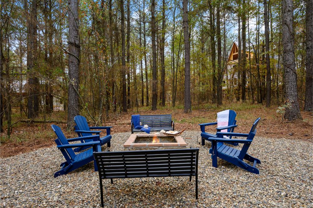 Gather around the fire pit to toast marshmallows, share stories, and enjoy the night sky.